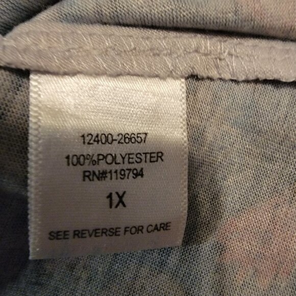 Unity World Wear sublimation print polyester top. Size 1X. - Picture 6 of 6